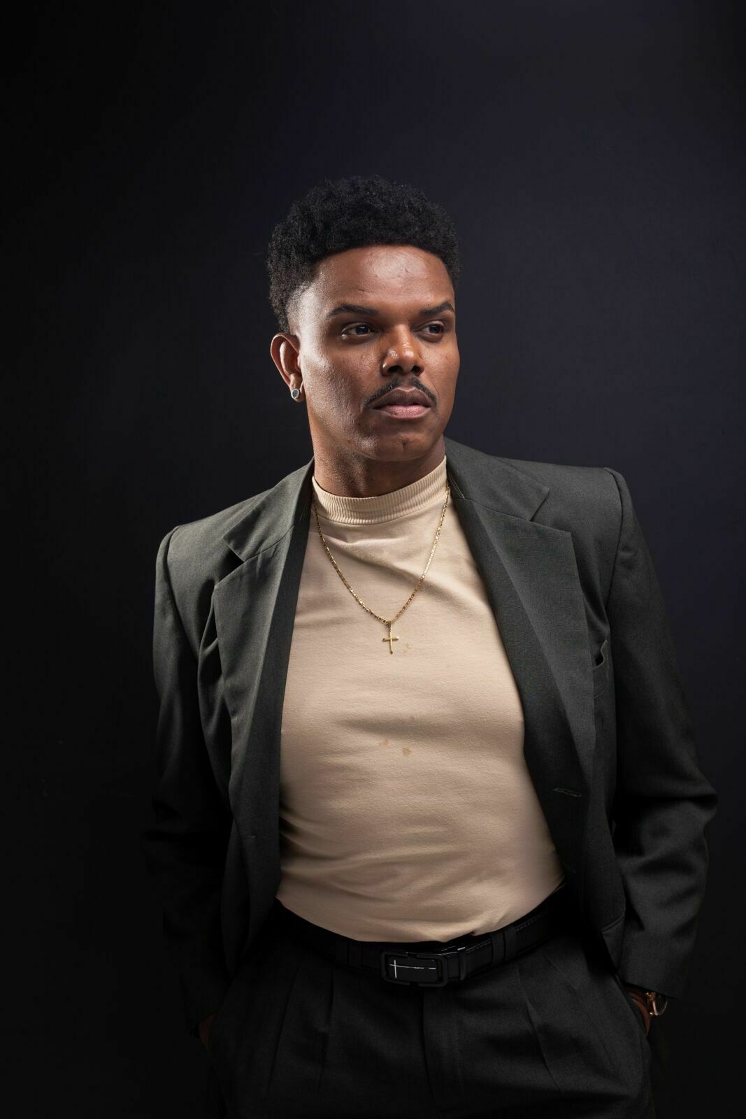 Do casual ao formal: Dicas de roupas para ensaios corporativo de sucesso