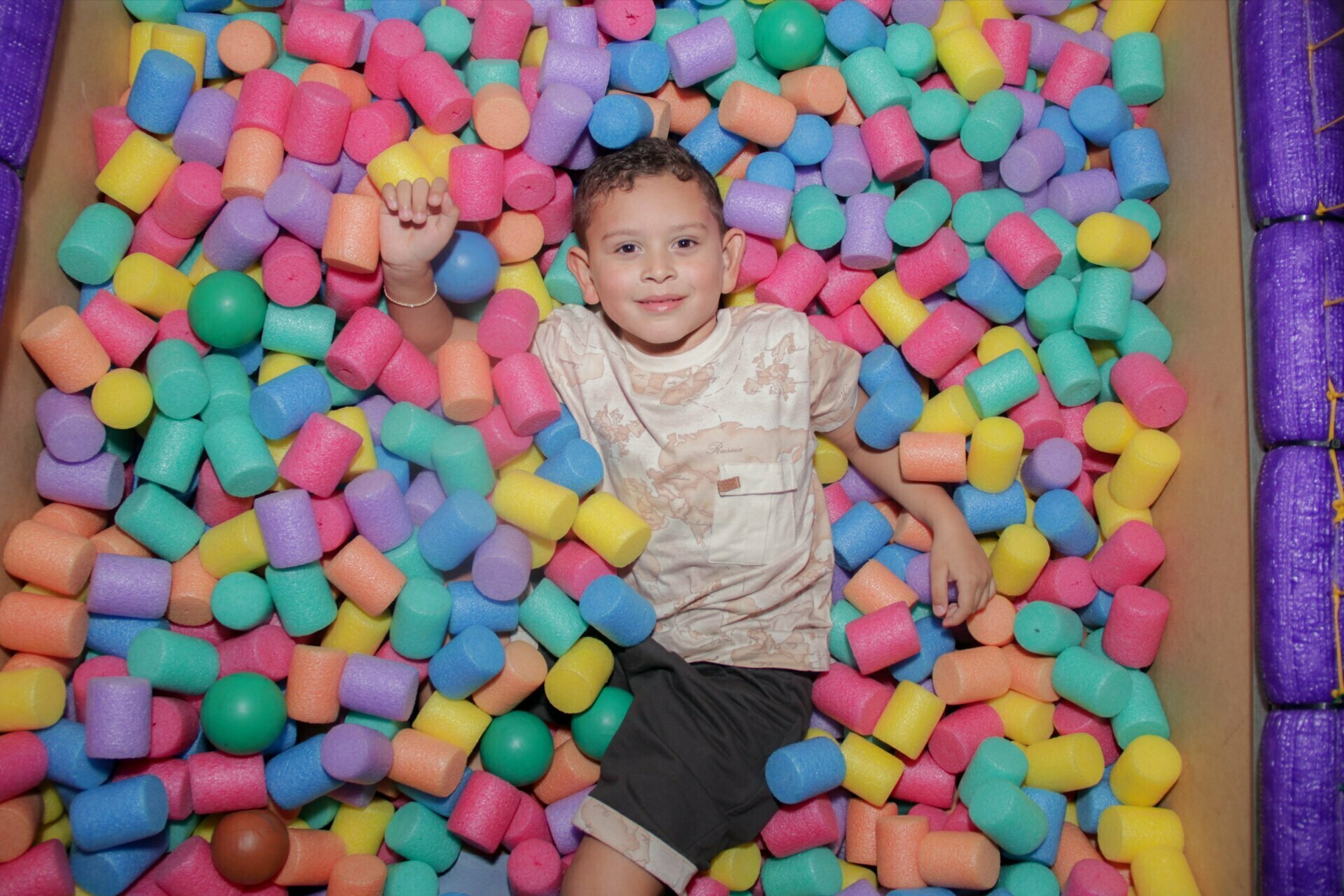 Do bolo ao parabéns: fotografia de aniversário infantil que conta hisstórias